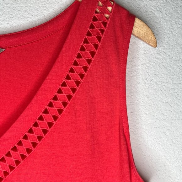 BANANA REPUBLIC Women's V-Neck Tank - Picture 3 of 4